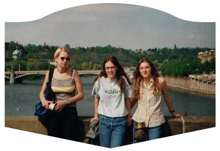 Aline, Stphanie et Marie